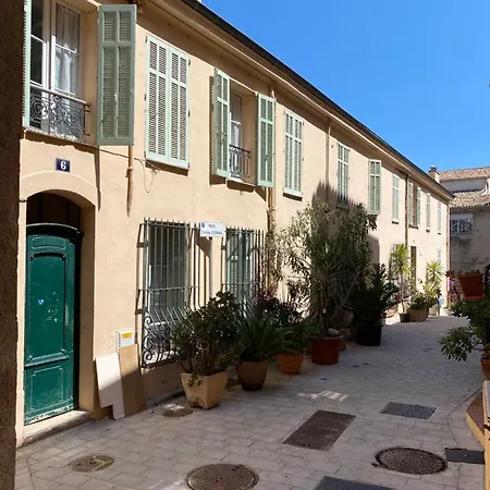 Le Suquet, Old Town, Center, 2 Appt, Public Parking * 戛纳